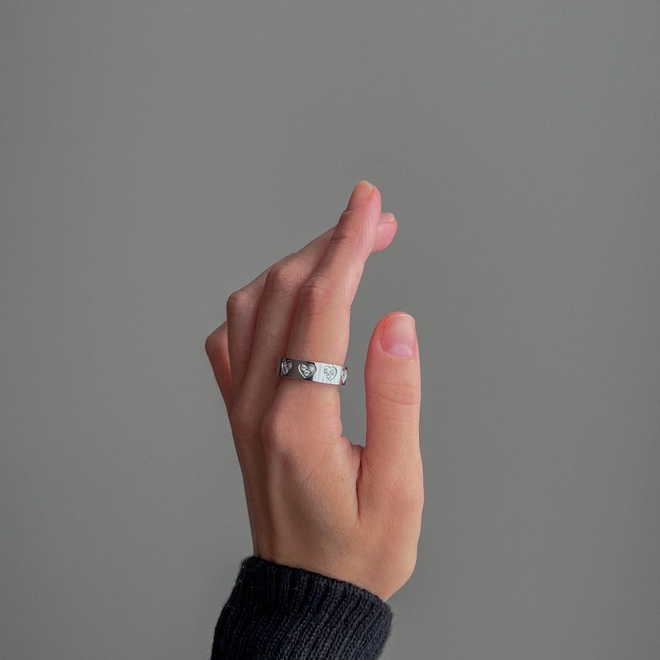 Каблучка Love silver