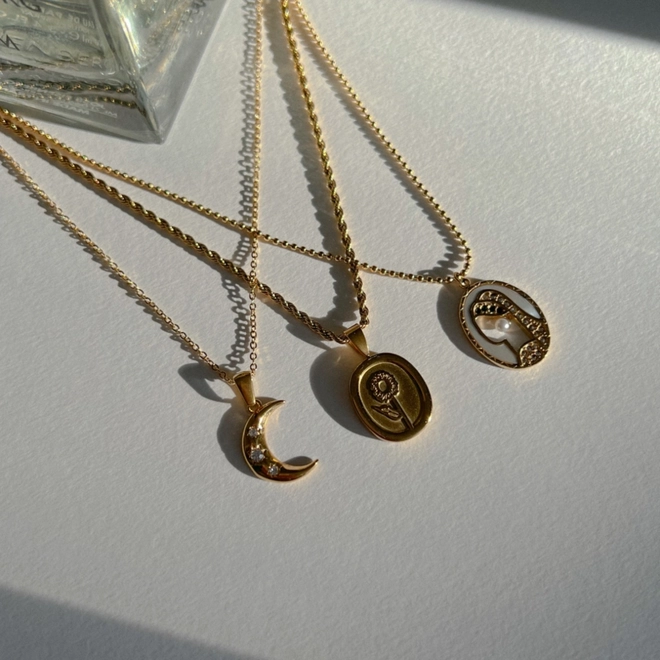 ПІДВІСКА MOON