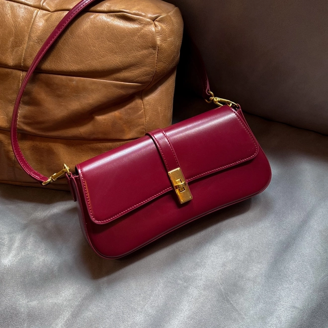 СУМКА-БАГЕТ RUBY