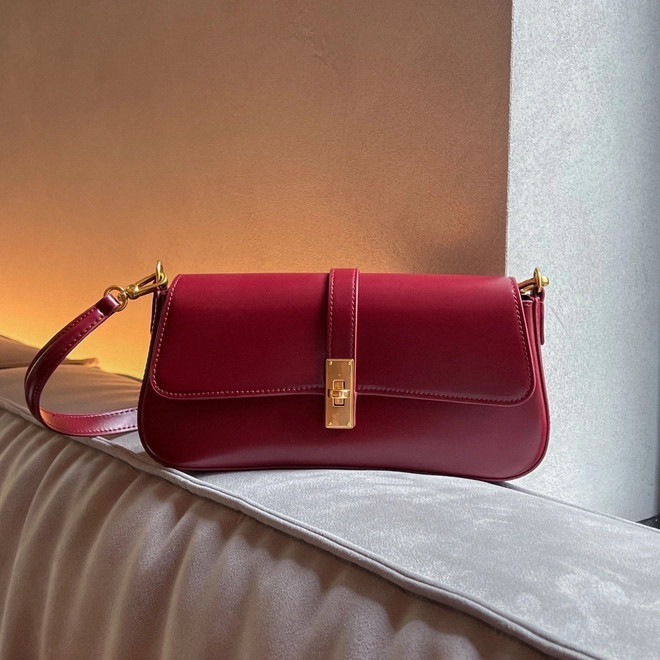 СУМКА-БАГЕТ RUBY